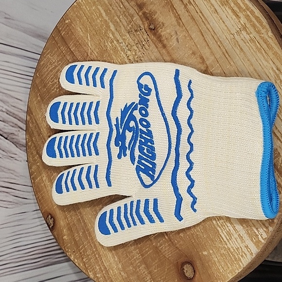 New Highloong Heat Resistant Oven Gloves - Picture 3 of 5